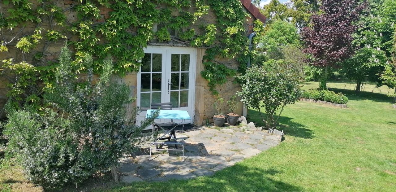 Bed and Breakfast Le Charbonnet Anzy-le-Duc Exterior foto